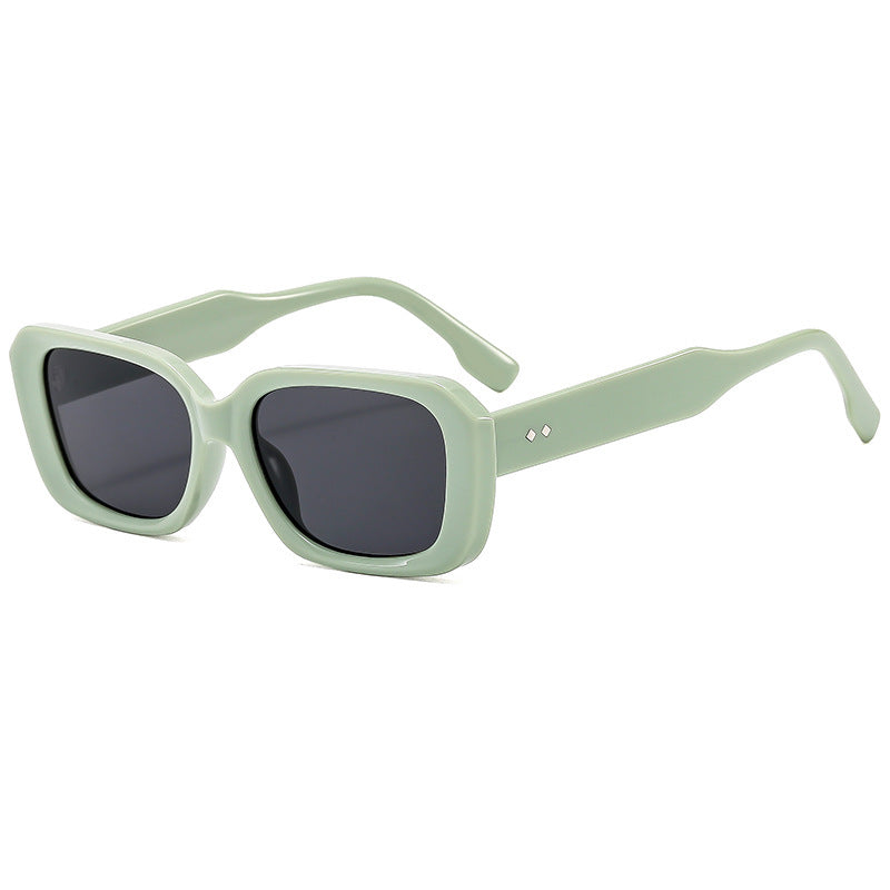 Ladies Oversized Sunglasses in Elegant Design Stornfield