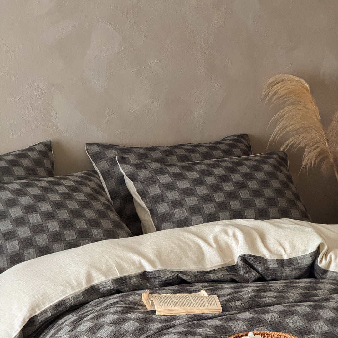 Woven Cotton-Linen Checkered Duvet Cover Set with Reversible Natural Back