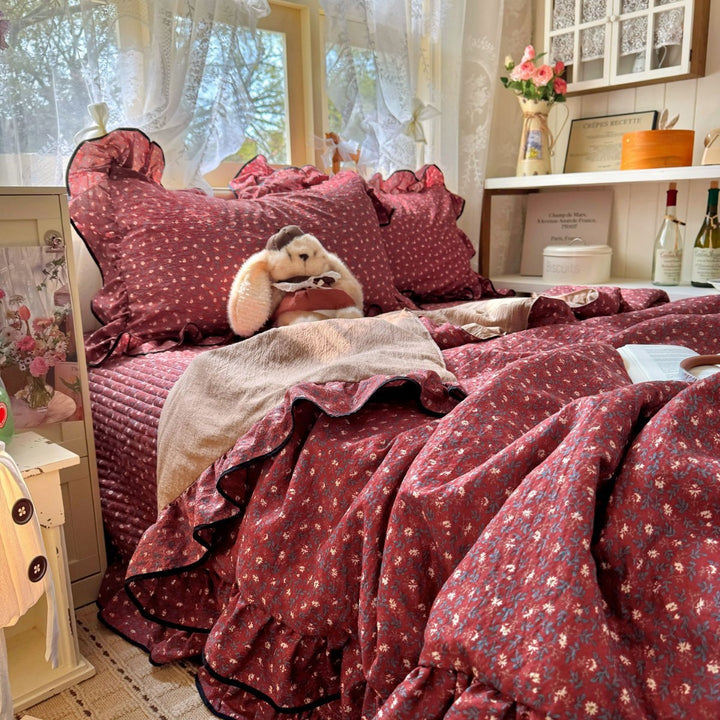 Floral Frill Edged Comforter Set