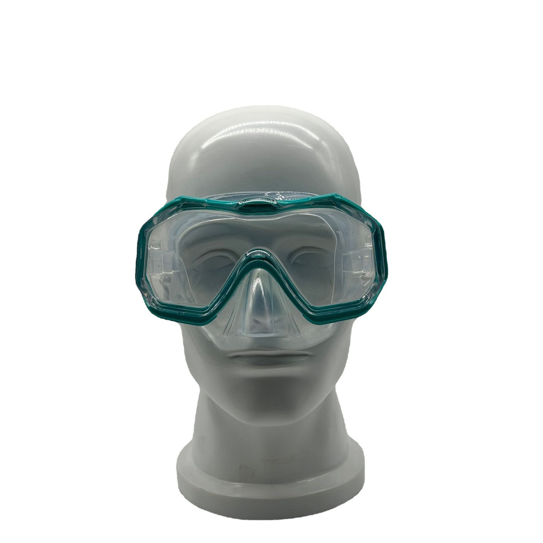 Diving mask with wide field of vision and anti-fog technology Stornfield