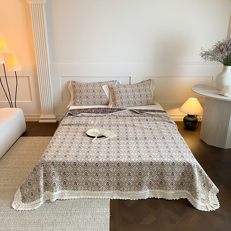 Quilted Cotton-Lace Trimmed Diamond Matelassé Bedspread with Matching Shams