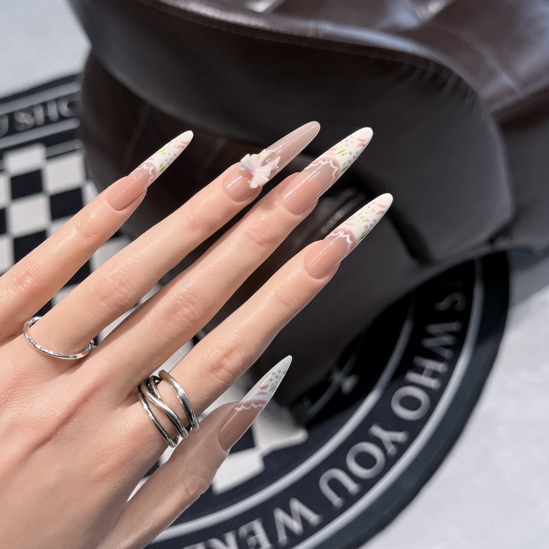 Elegant Floral Stiletto Press-On Nail Art Set Stornfield