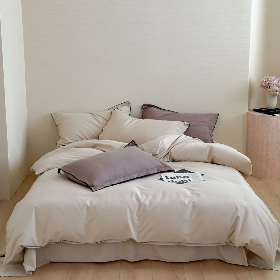 Reversible Cotton Sateen Duvet Cover Set with Contrast Piping and Pillow Shams