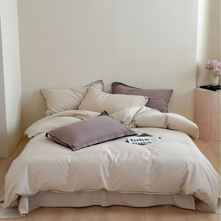 Reversible Cotton Sateen Duvet Cover Set with Contrast Piping and Pillow Shams