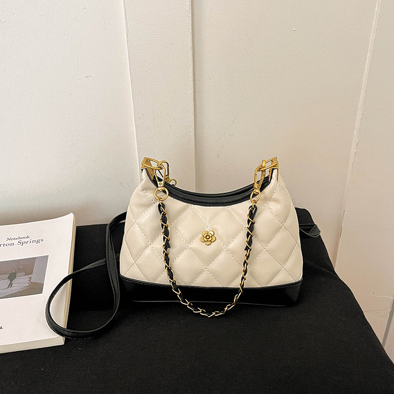 Elegant Quilted Shoulder Bag