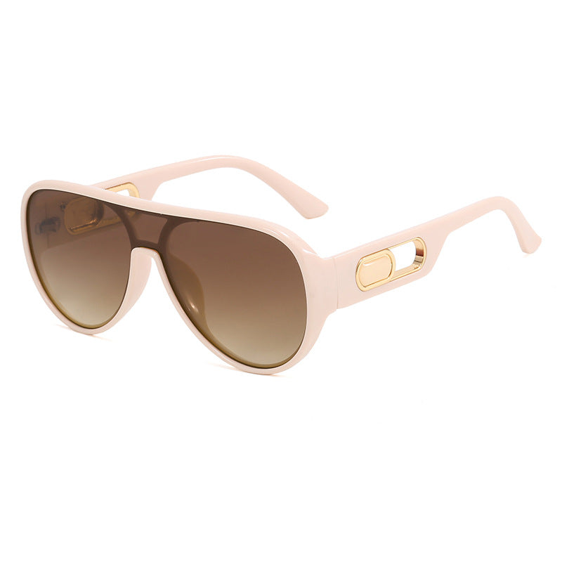 Ladies Elegant Oversize Sunglasses with Designer Details Stornfield