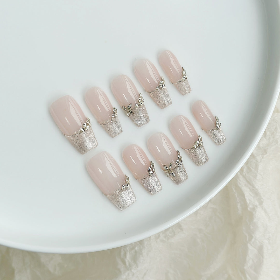 Premium Decorative Press-On Nail Art Set with Rhinestone Accents