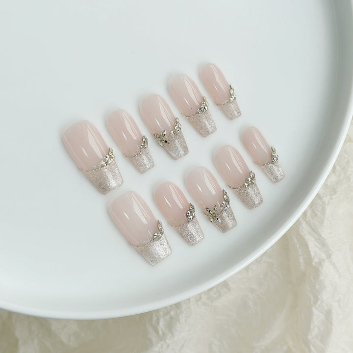 Premium Decorative Press-On Nail Art Set with Rhinestone Accents