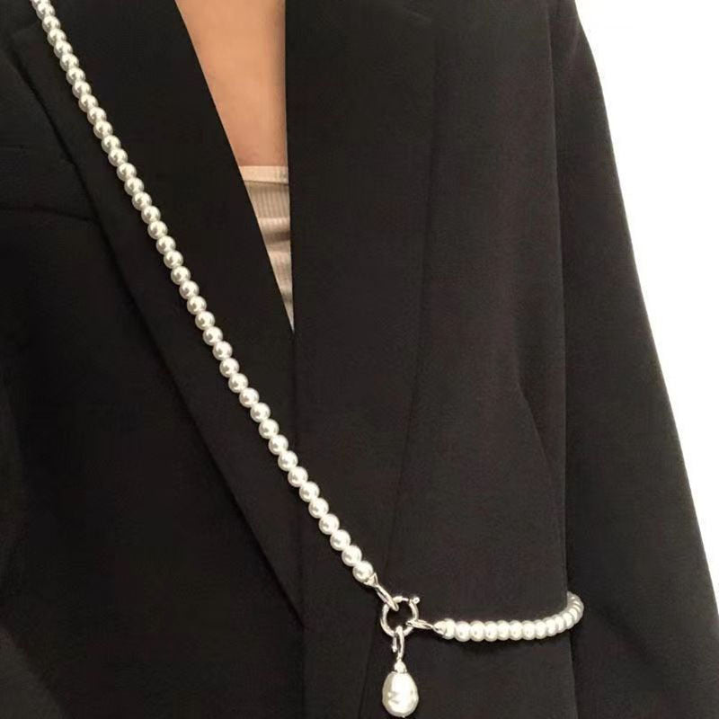 Elegant Pearl-Embellished Bag Strap Stornfield
