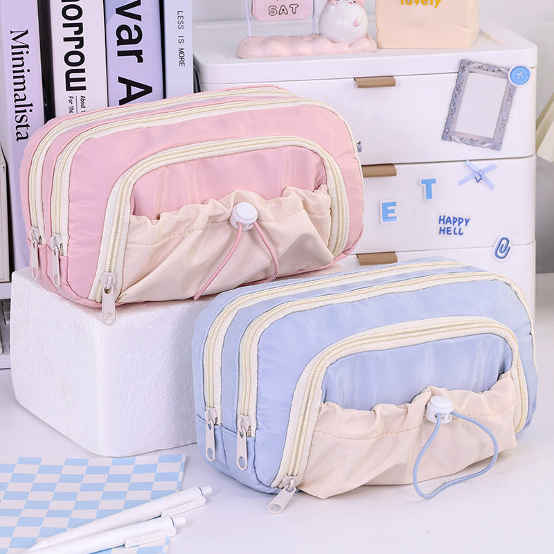 Multifunctional Cosmetic Pouch With Multiple Compartments And Practical Zipper Stornfield