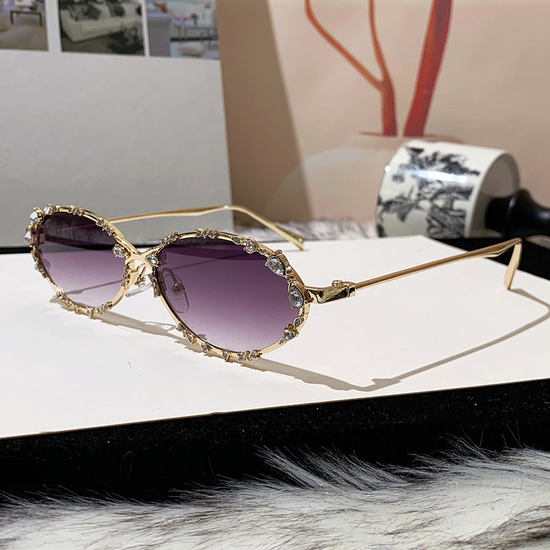Women's extravagant oversized sunglasses with futuristic design Stornfield