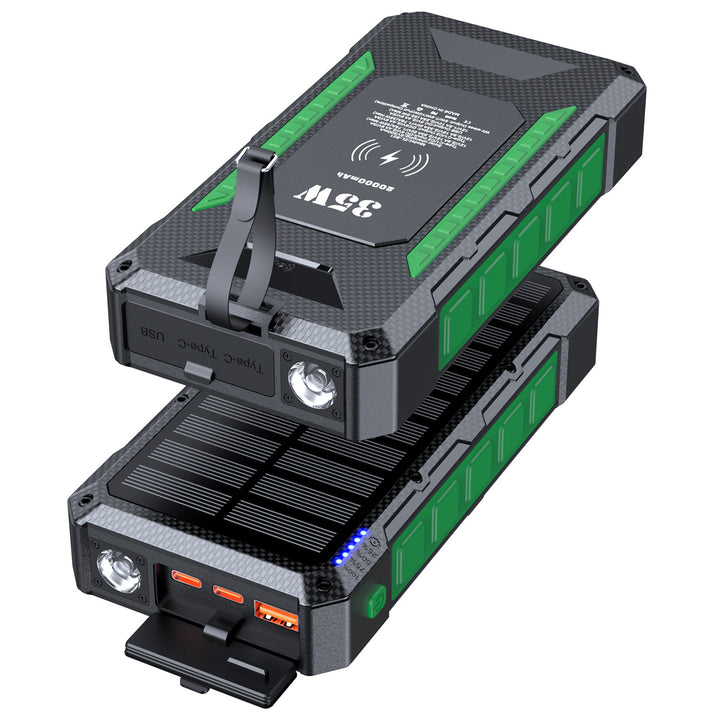 Solar Powerbank with Fast Charging Function and Integrated Flashlight Stornfield