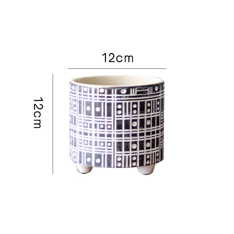 Decorative plant pot with geometric pattern Stornfield
