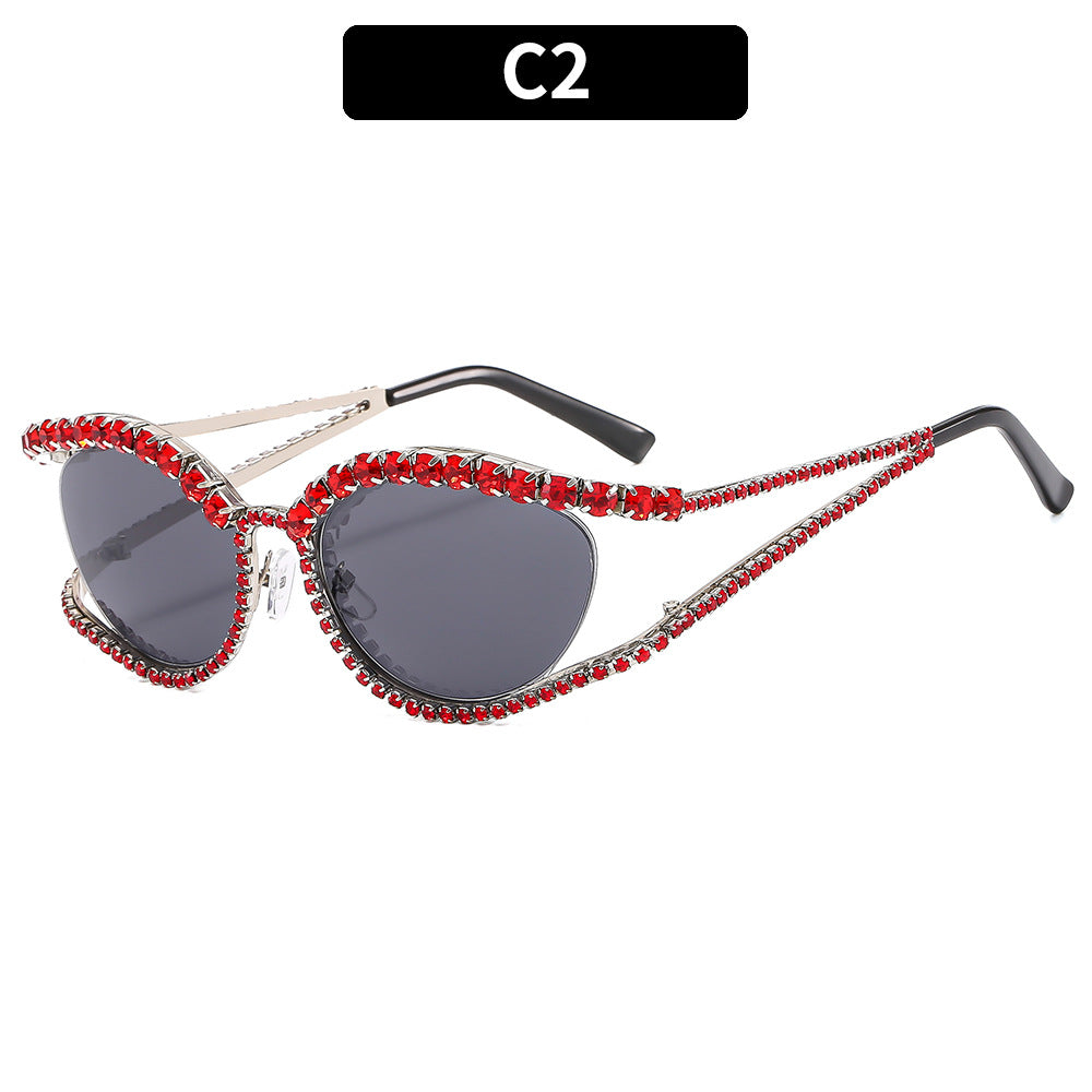 Glamorous Rhinestone Cat-Eye Sunglasses