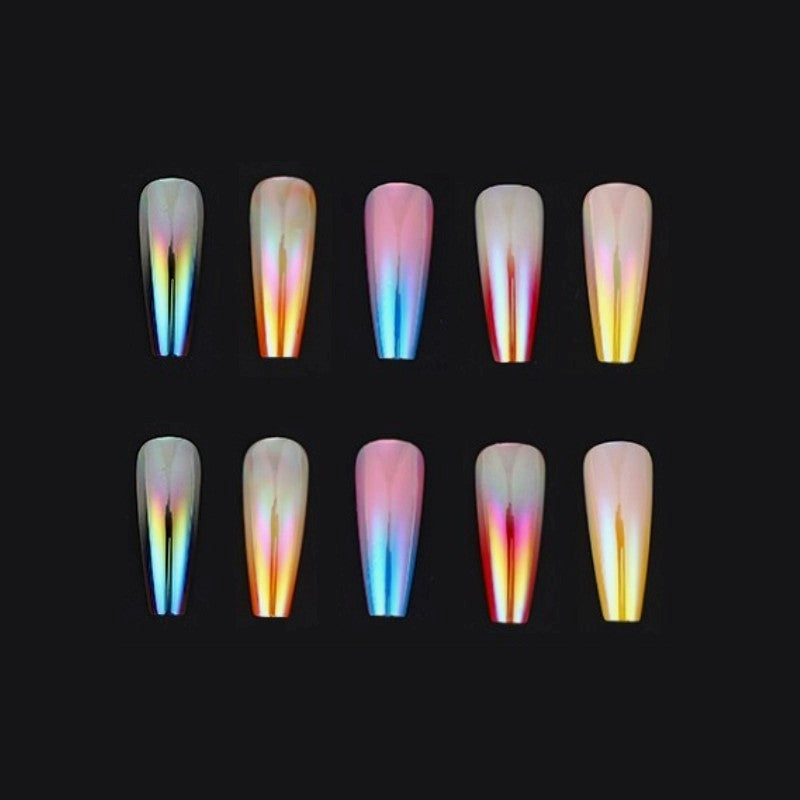 Trendy gradient design artificial nails Stornfield