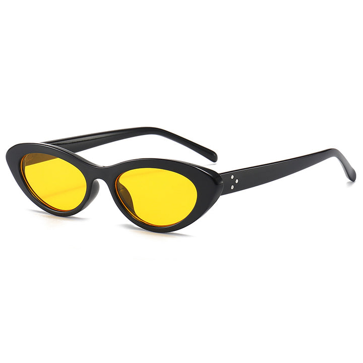 Timeless Look Stylish Cat-Eye Sunglasses