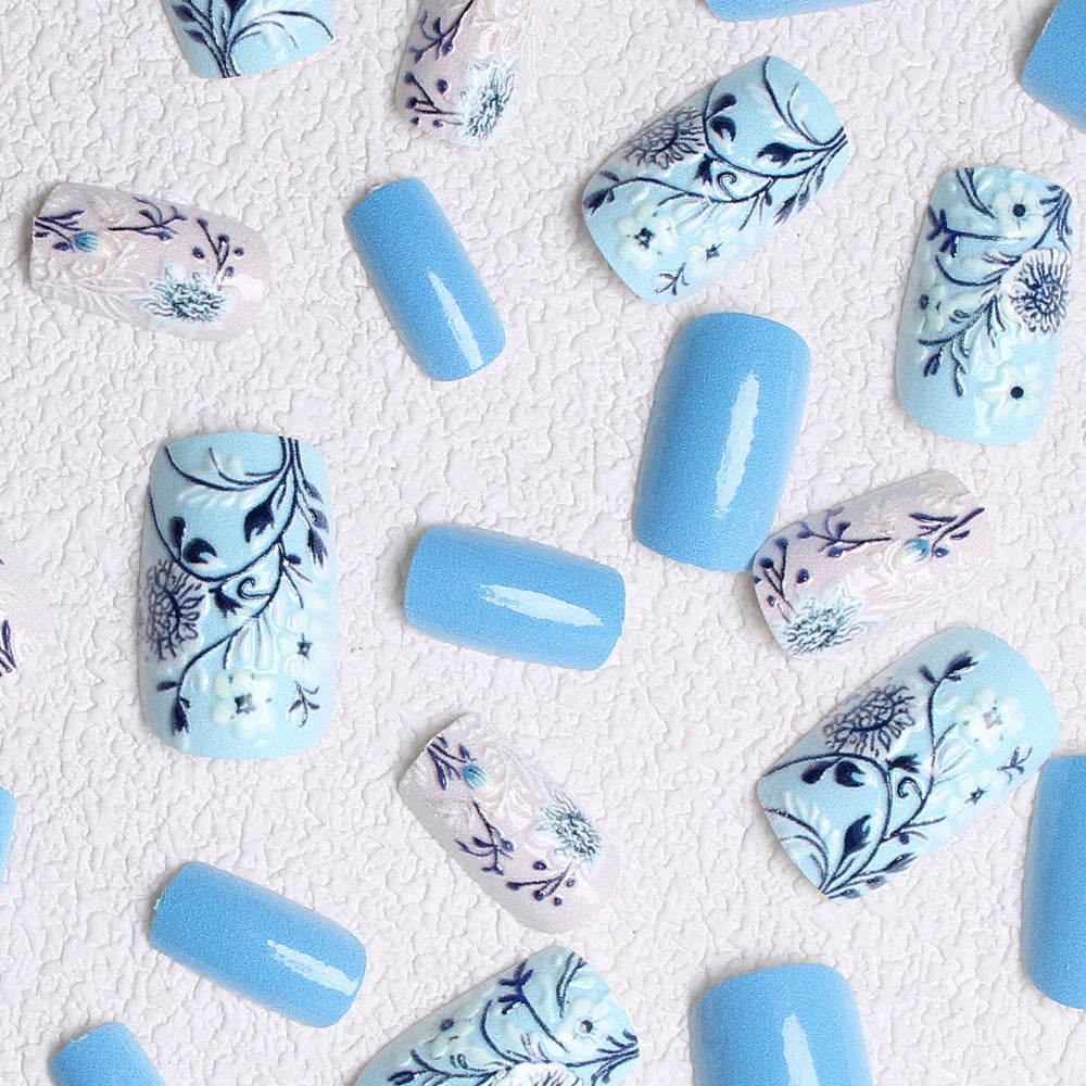 Botanical Floral Press-On Nail Art Stornfield