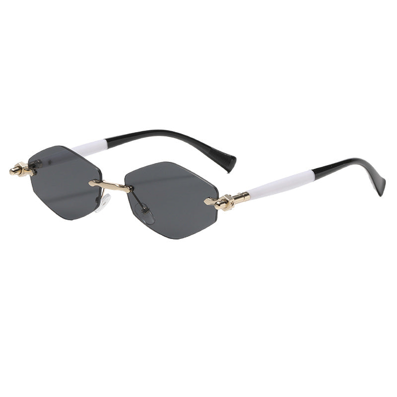 Women's futuristic sunglasses with oversized rectangular frame Stornfield