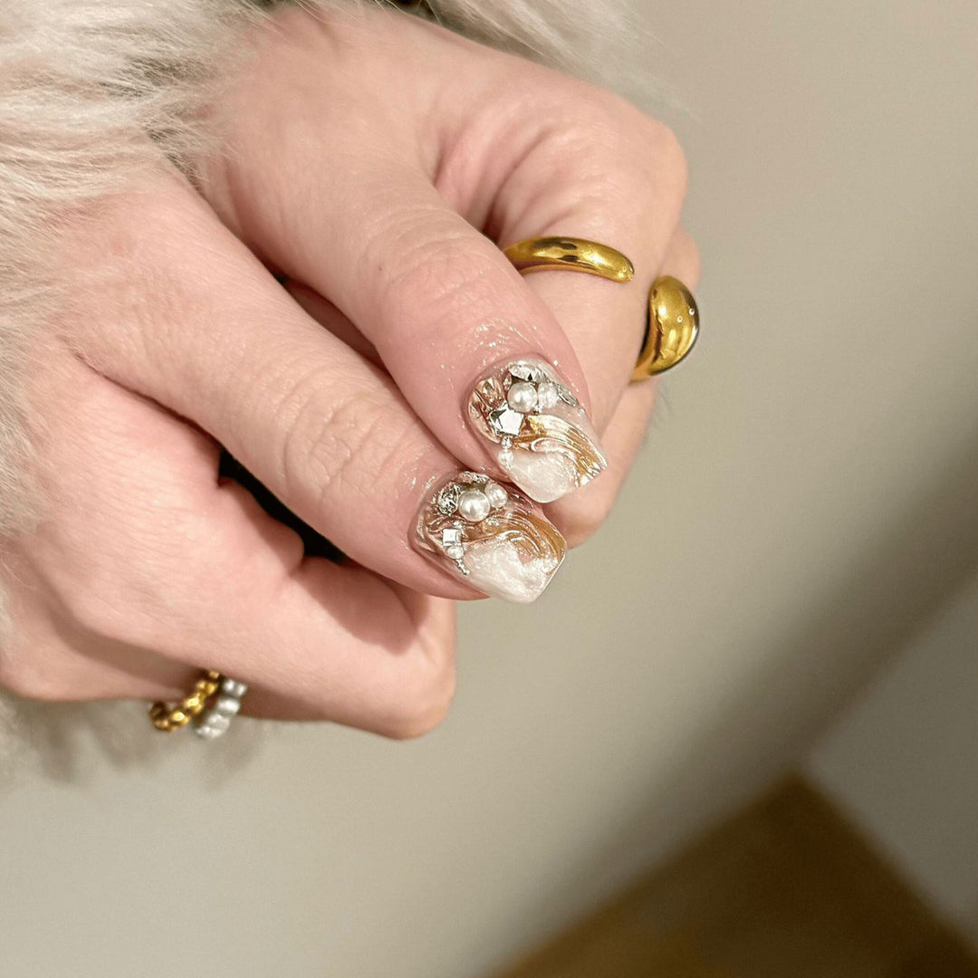 Elegant Artificial Nails with Luxurious 3D Details Stornfield