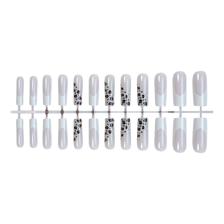 Artistic Press-On Nail Set with Stylish Animal Print Design Stornfield