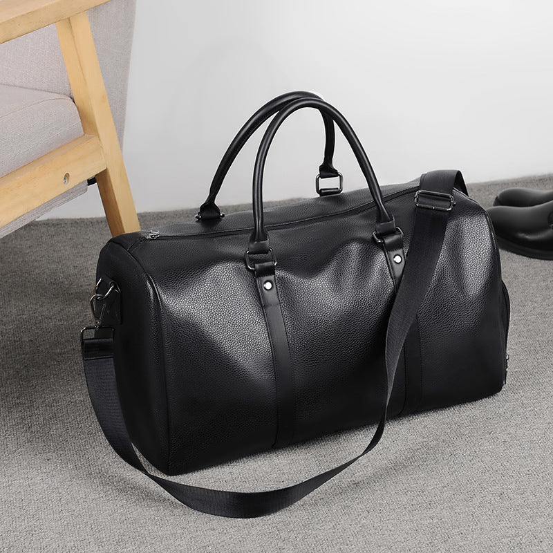 Elegant Leather Weekender Bag Stornfield