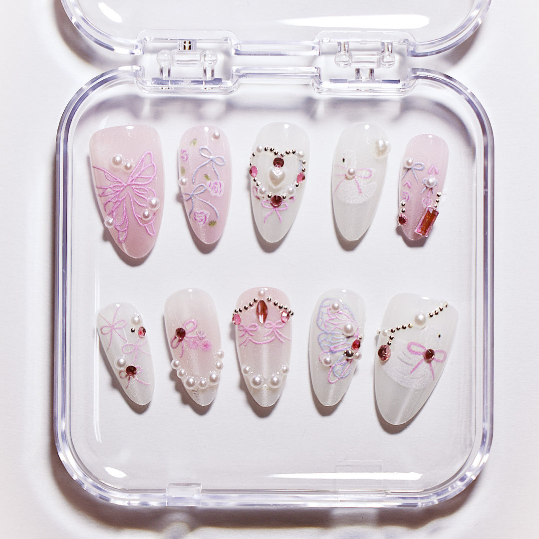 Elegant Decorative Press-On Nails Stornfield