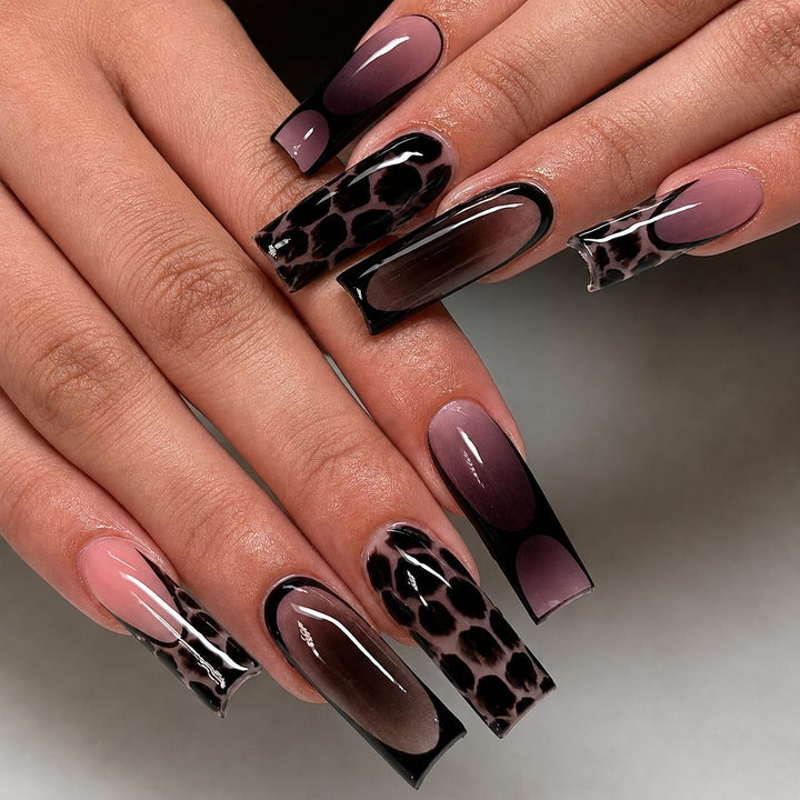 Premium Artificial Nails with Modern Design Stornfield