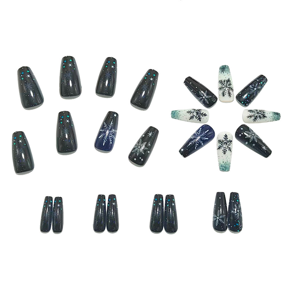 Artificial nails with winter snowflake design Stornfield