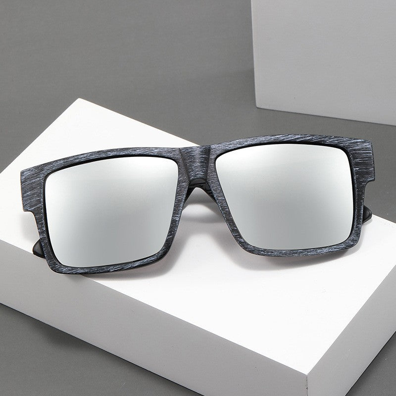 Women’s sporty sunglasses with innovative design and polarized lenses Stornfield