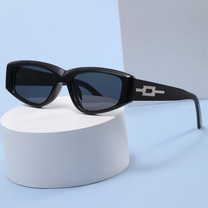 Women's fashionable sunglasses with elegant frame decoration Stornfield