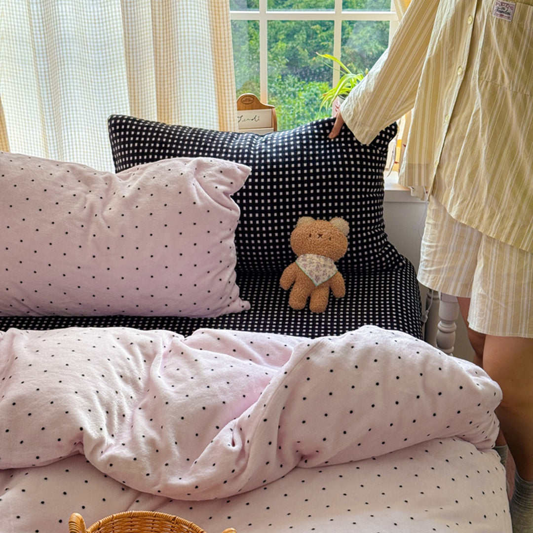 Reversible Floral Flannel Duvet Cover Set with Dot-Pattern Fitted Sheet and Pillowcases