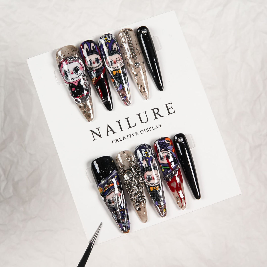 Artistic Character-Themed Press-On Nails