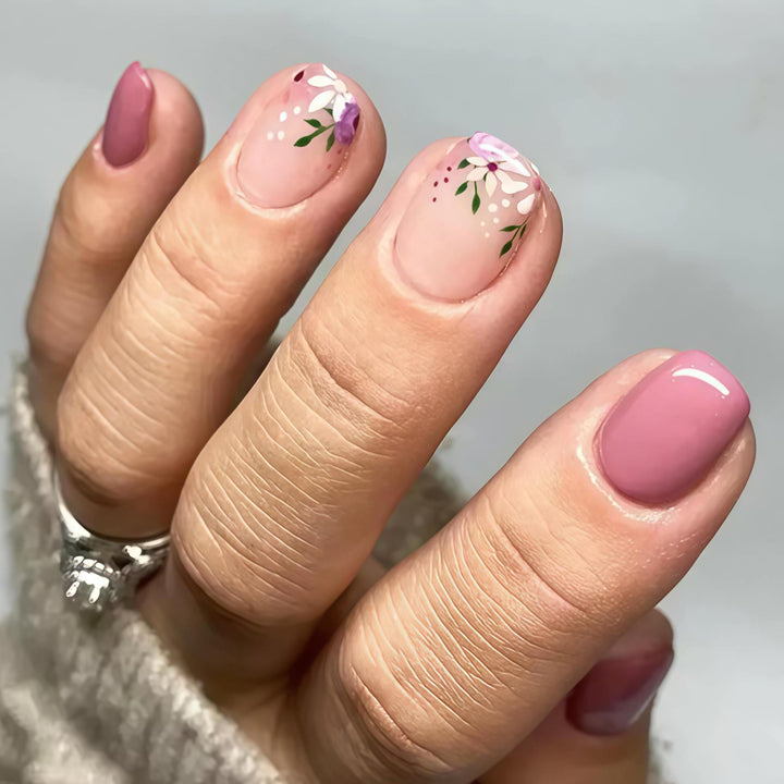 Artistic Floral Nail Design Press-On Set Stornfield