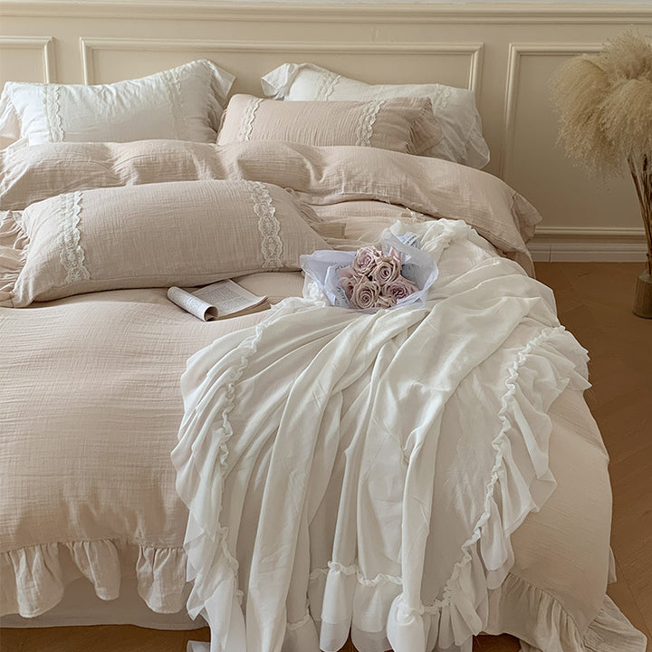 Reversible cotton-linen duvet cover set with ruffle, delicate lace trim, and breathable muslin