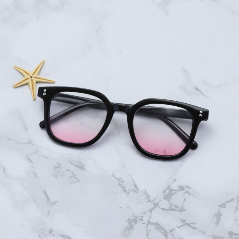 Fashion-Forward Oversized Square Sunglasses Stornfield