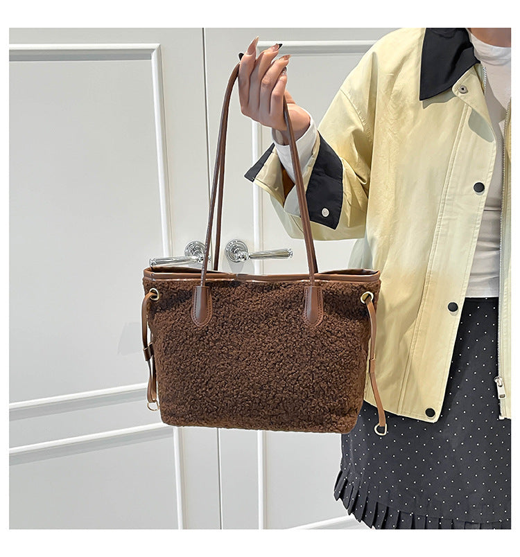 Oversized Faux Fur Tote Bag Stornfield