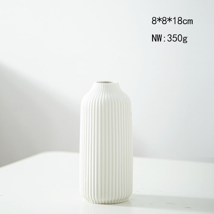 Elegant Ribbed Ceramic Decorative Vase Stornfeild
