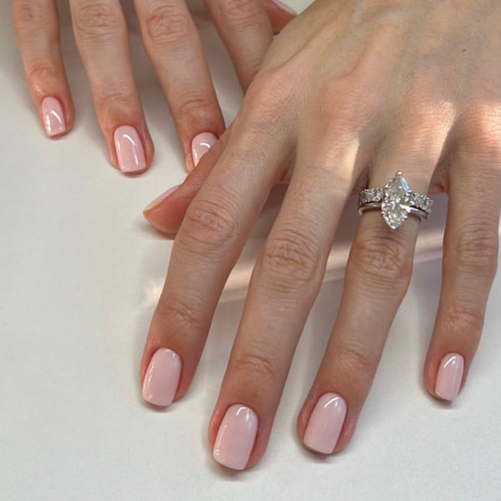 Elegant Nail Care with High Gloss Finish Stornfield