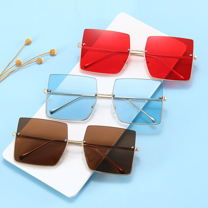 Women's Fashion Sunglasses in Distinctive Square Design Stornfield