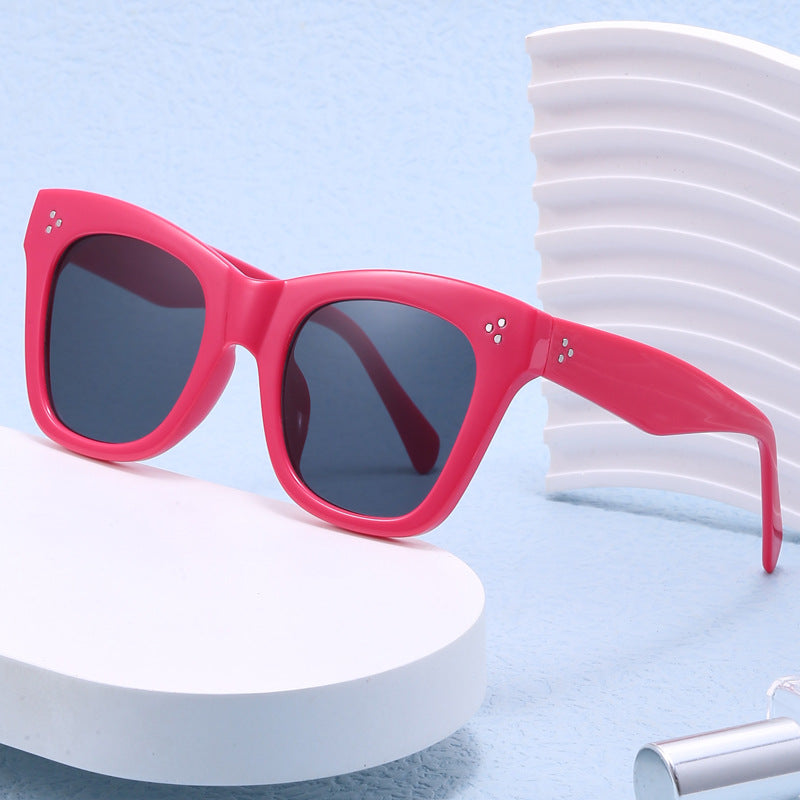 Ladies fashionable sunglasses in stylish Cat-Eye design Stornfield