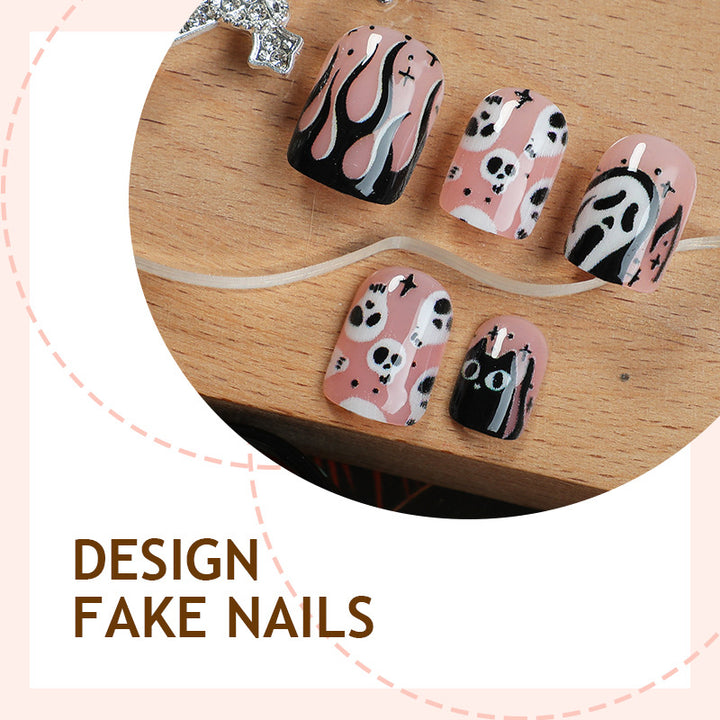 Nail art set with creative Halloween design Stornfield