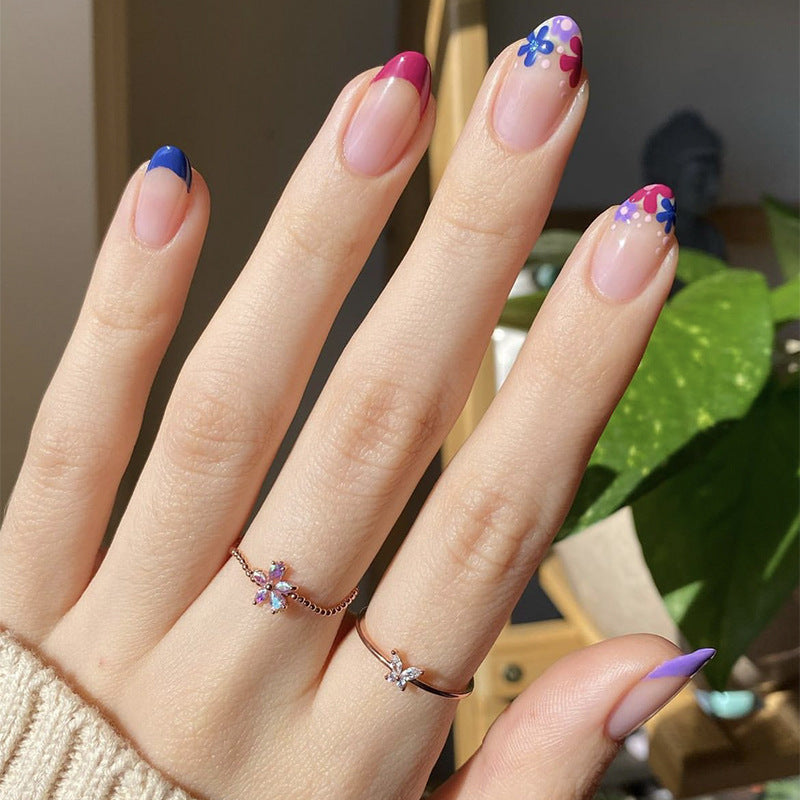 Floral Patterned Press-On Nail Set Stornfield