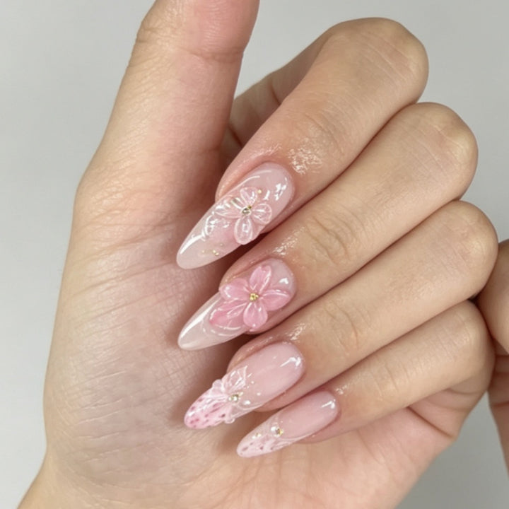 Floral Artistic Press-On Nails Set Stornfield