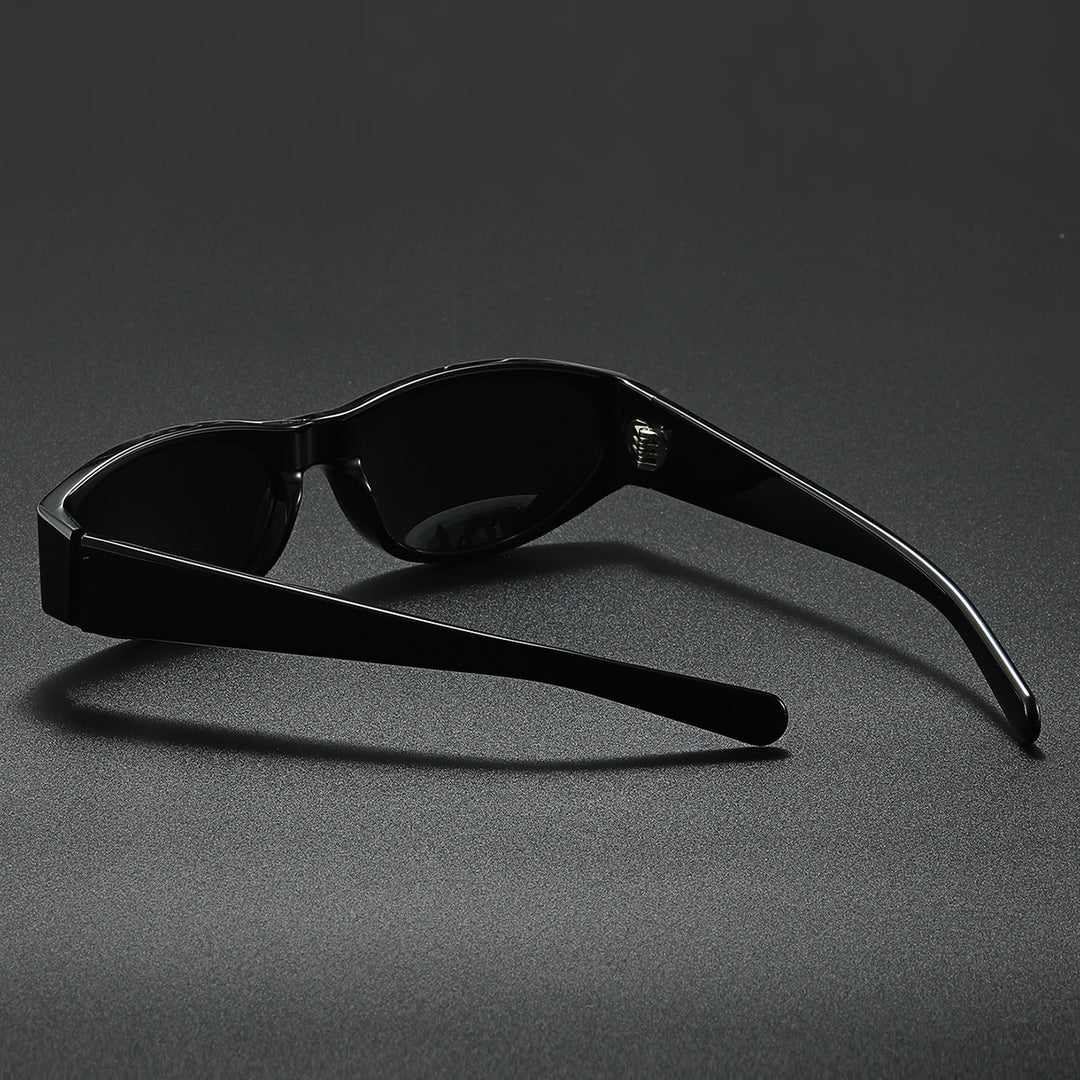 Ladies elegant fashionable sunglasses with lightweight frame Stornfield