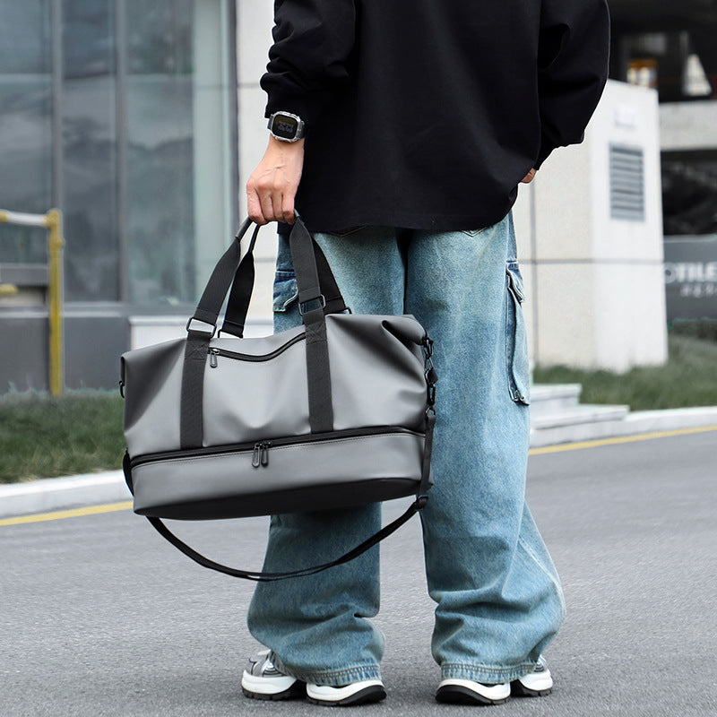 Sporty and Water-Repellent Duffel Bag with Adjustable Carrying System Stornfield
