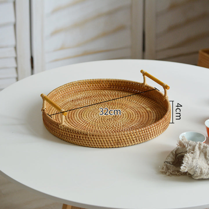 Ladies' round serving platter made from handcrafted natural material Stornfield