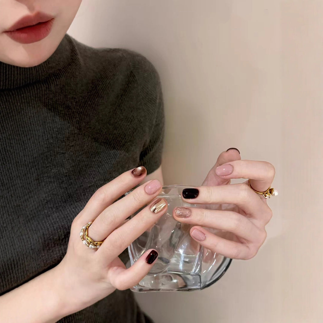 Chic Nail Art