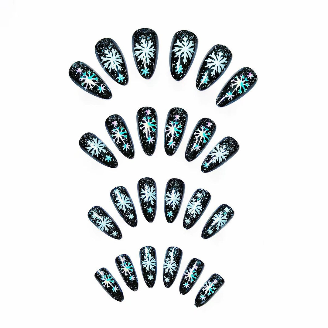 Artificial nails with shimmering snow crystal motif Stornfield