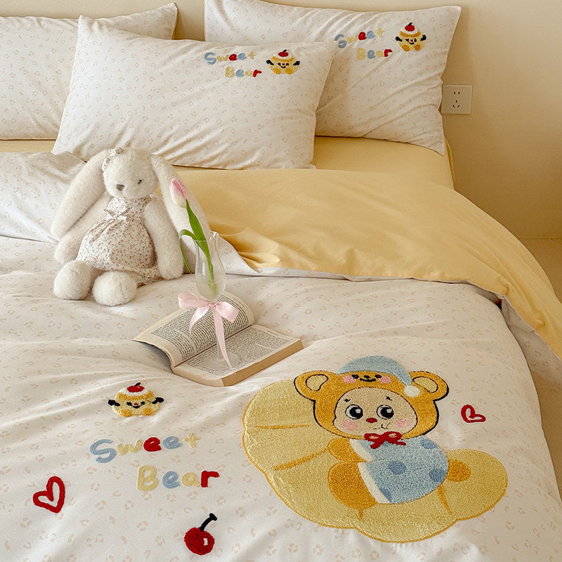 Embroidered Kids Cartoon Bear Cotton Duvet Cover Set with Reversible Lining and Envelope Pillow Shams