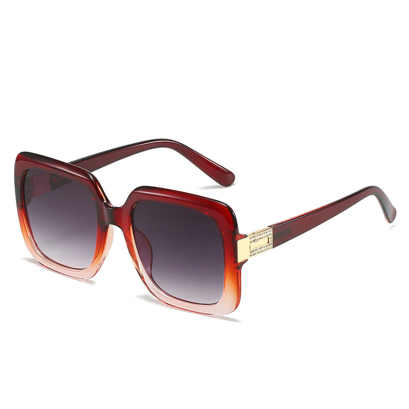 Women's elegant oversized sunglasses with luxurious metal accents Stornfield